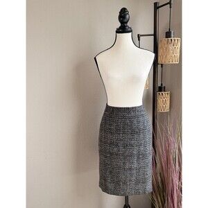 Banana Republic Women's Tweed Black, Gray and Ivory Pencil Skirt, Size 0 EUC